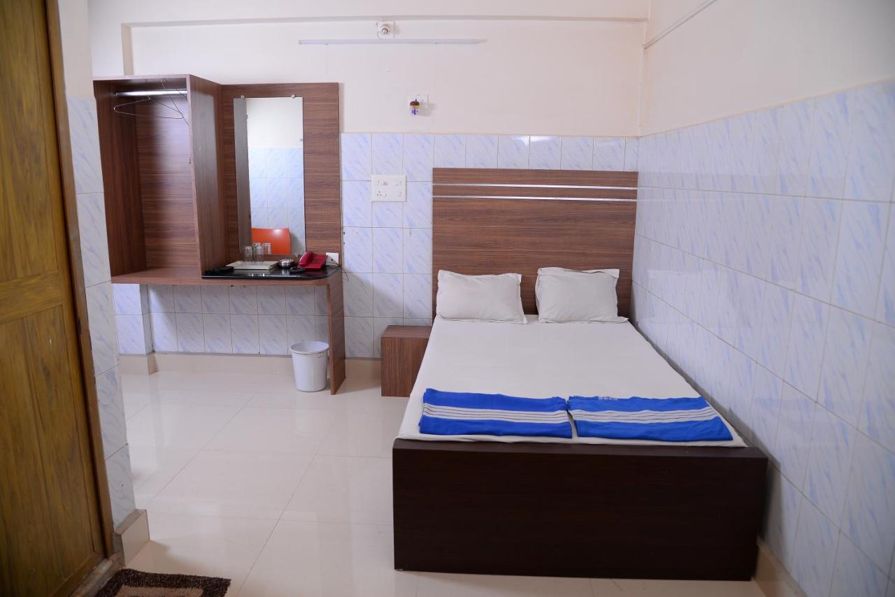 Parijatha Lodge Kundapura Buitenkant foto